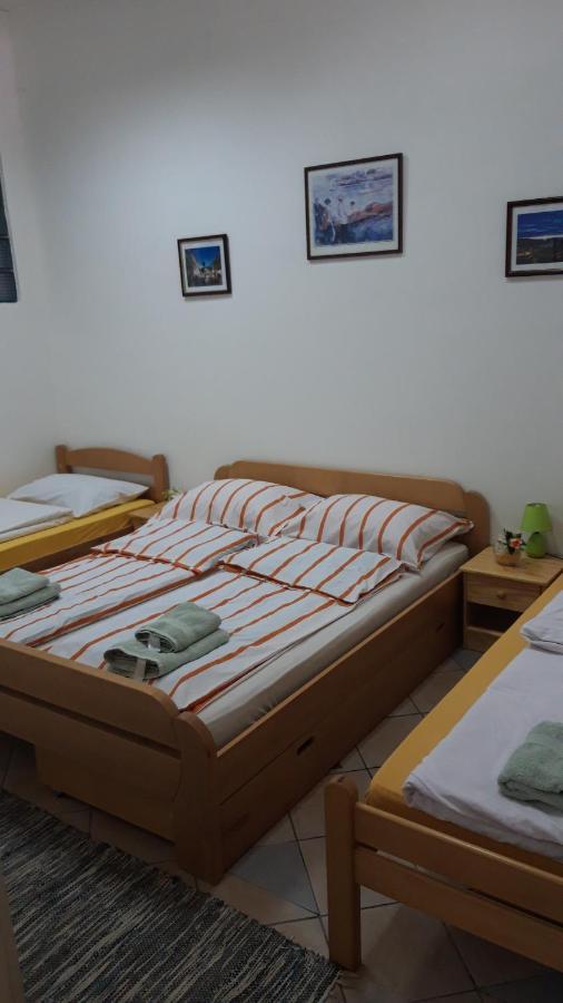 Apartment And Rooms"Tabasnice"Tuzla Centar Buitenkant foto