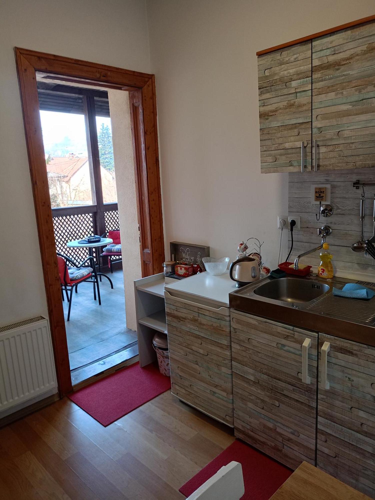 Apartment And Rooms"Tabasnice"Tuzla Centar Buitenkant foto